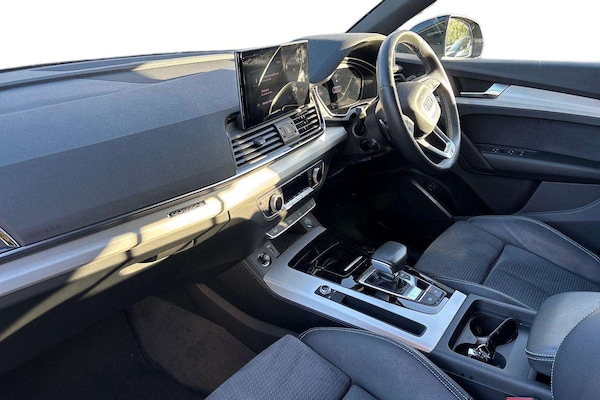 Used Audi Q5 2022 for sale - 76022416: Photo 2