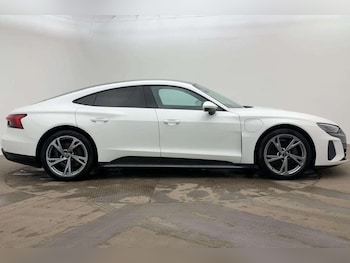Used Audi e-tron GT 2023 for sale - 78564407: Photo