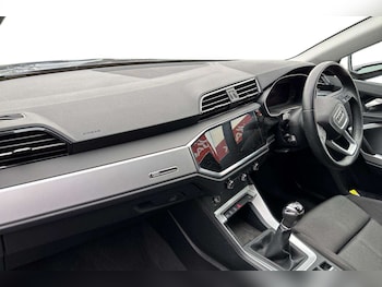 Used Audi Q3 2023 for sale - 77726838: Photo