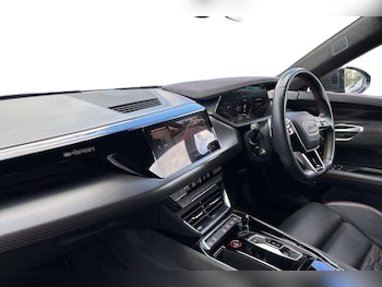 Used Audi RS e-tron GT 2021 for sale - 78465012: Photo