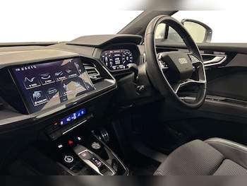 Used Audi Q4 e-tron 2022 for sale - 76176887: Photo 2