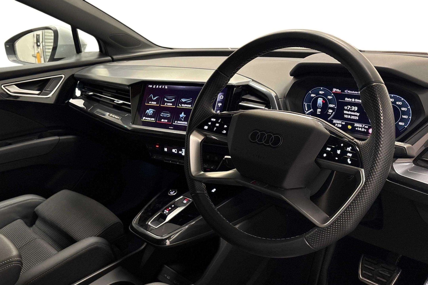 Used Audi Q4 e-tron 2022 for sale - 76176887: Photo 6