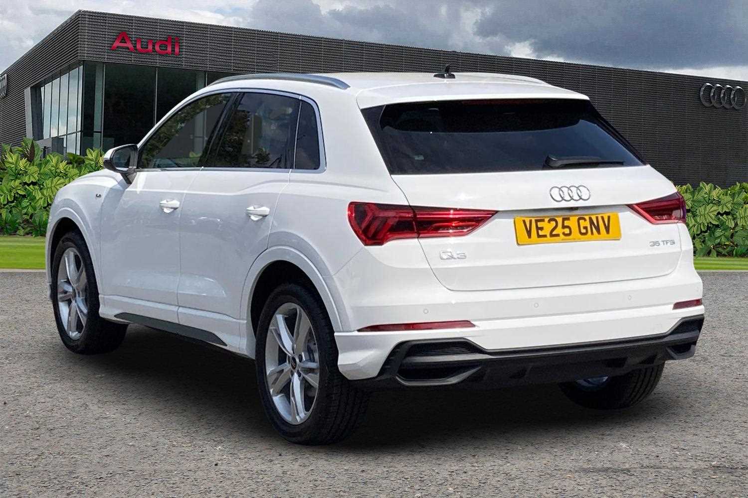 Used Audi Q3 2025 for sale - 76063502: Photo 3