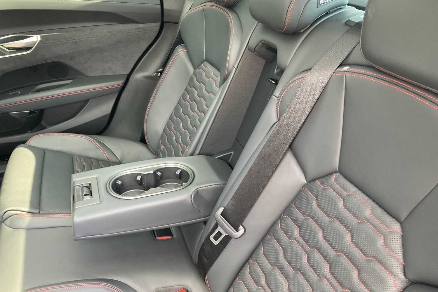 Used Audi e-tron GT 2025 for sale - 76063254: Photo 10