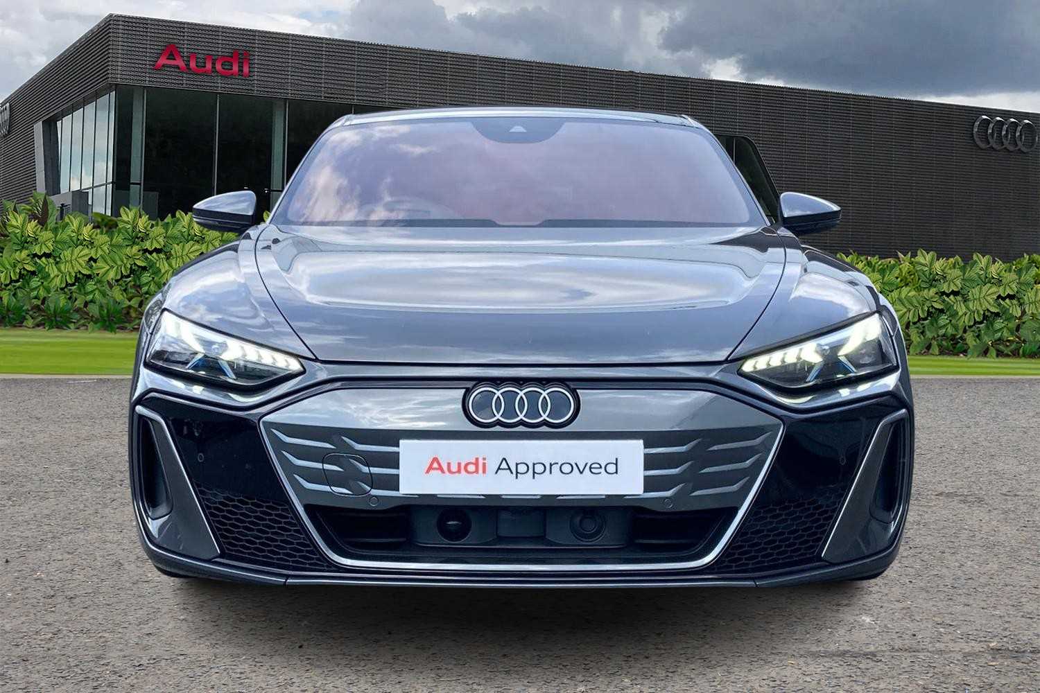Used Audi e-tron GT 2025 for sale - 76063254: Photo 8