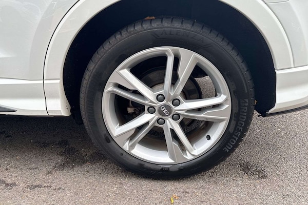 Used Audi Q3 2020 for sale - 76156040: Photo 10