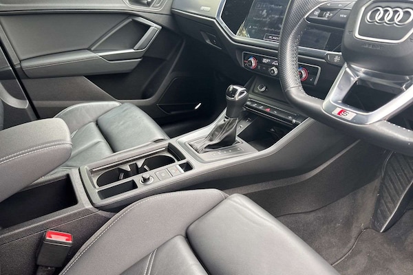 Used Audi Q3 2020 for sale - 76156040: Photo 15