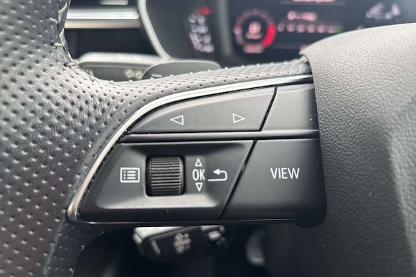 Used Audi Q3 2020 for sale - 76156040: Photo 16