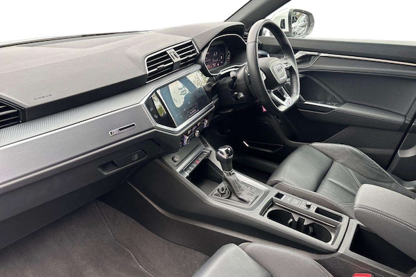 Used Audi Q3 2020 for sale - 76156040: Photo 2