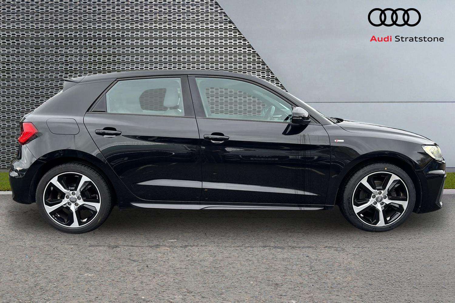Used Audi A1 2019 for sale - 76624516: Photo 4