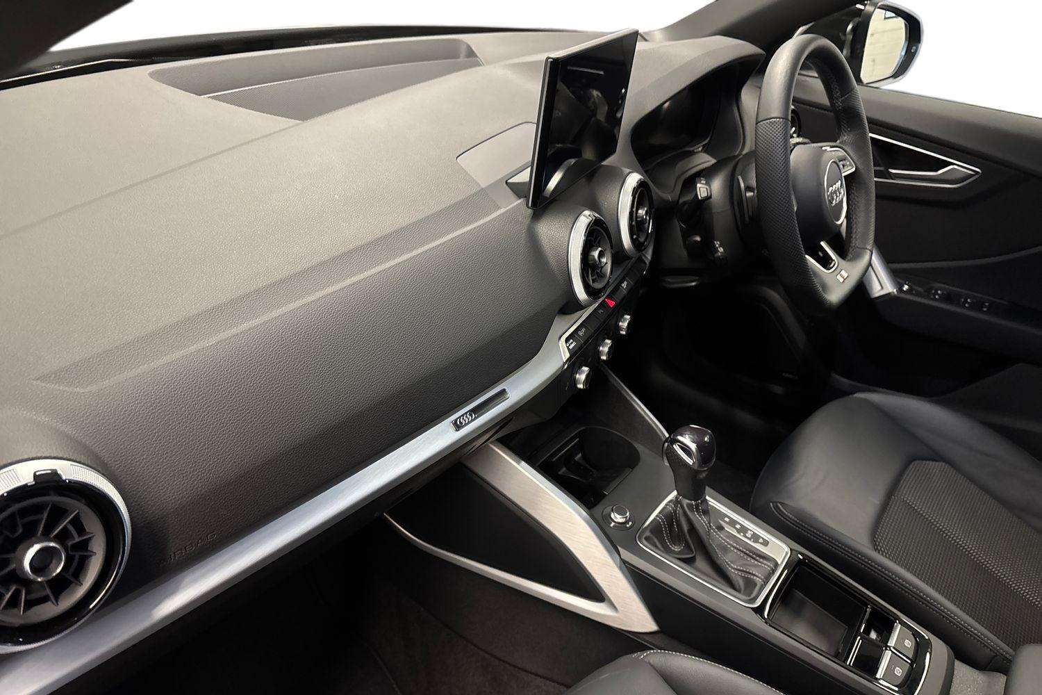 Used Audi Q2 for sale - 77472579: Photo 2