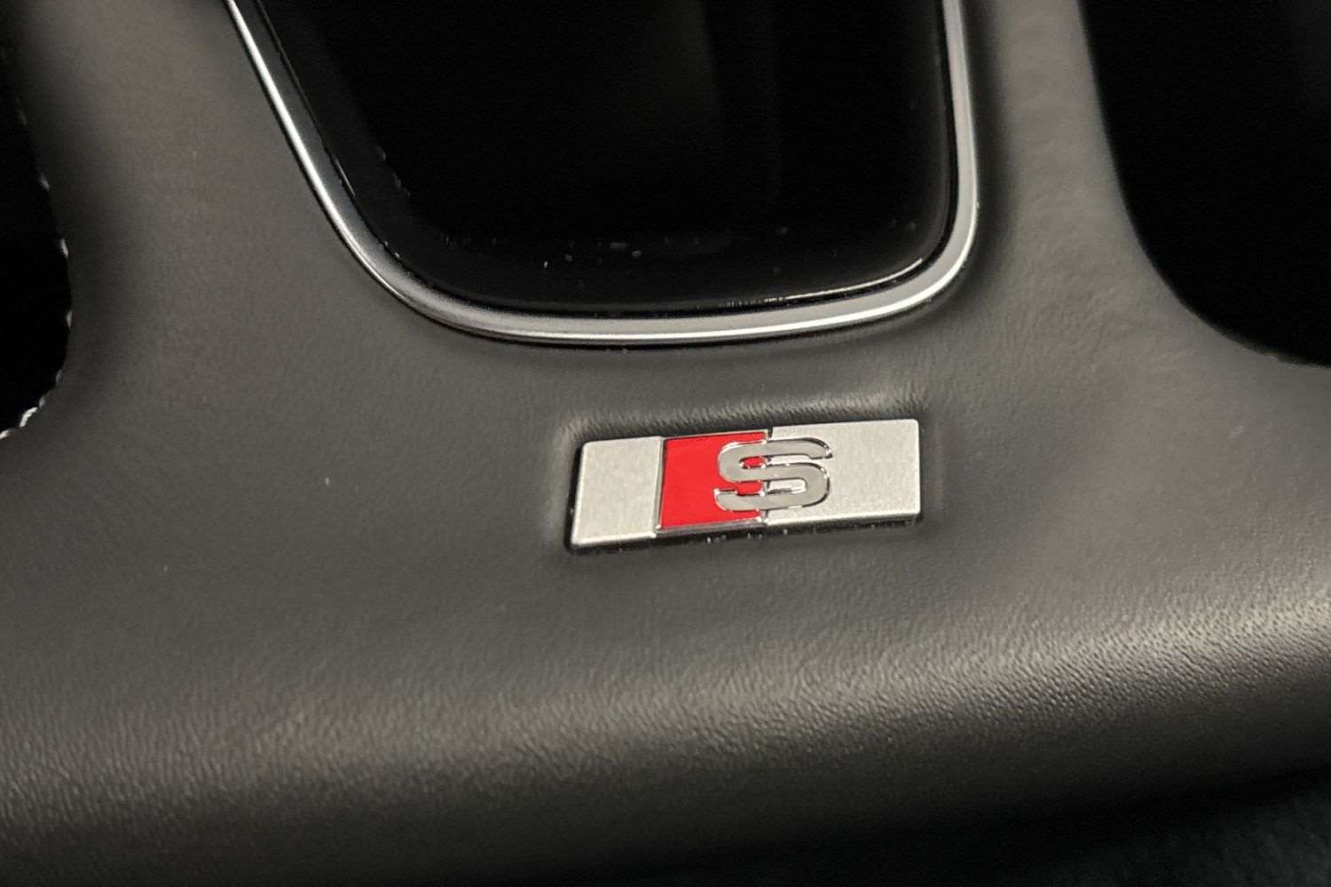 Used Audi Q2 for sale - 77472579: Photo 32