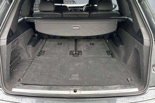 Used Audi Q7 2023 for sale - 76218361: Photo 13