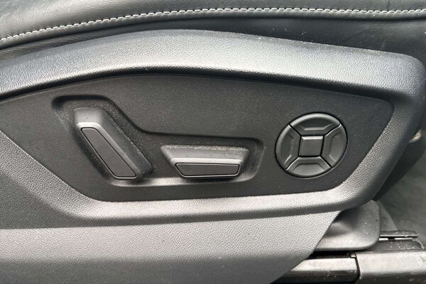 Used Audi Q7 2023 for sale - 76218361: Photo 31