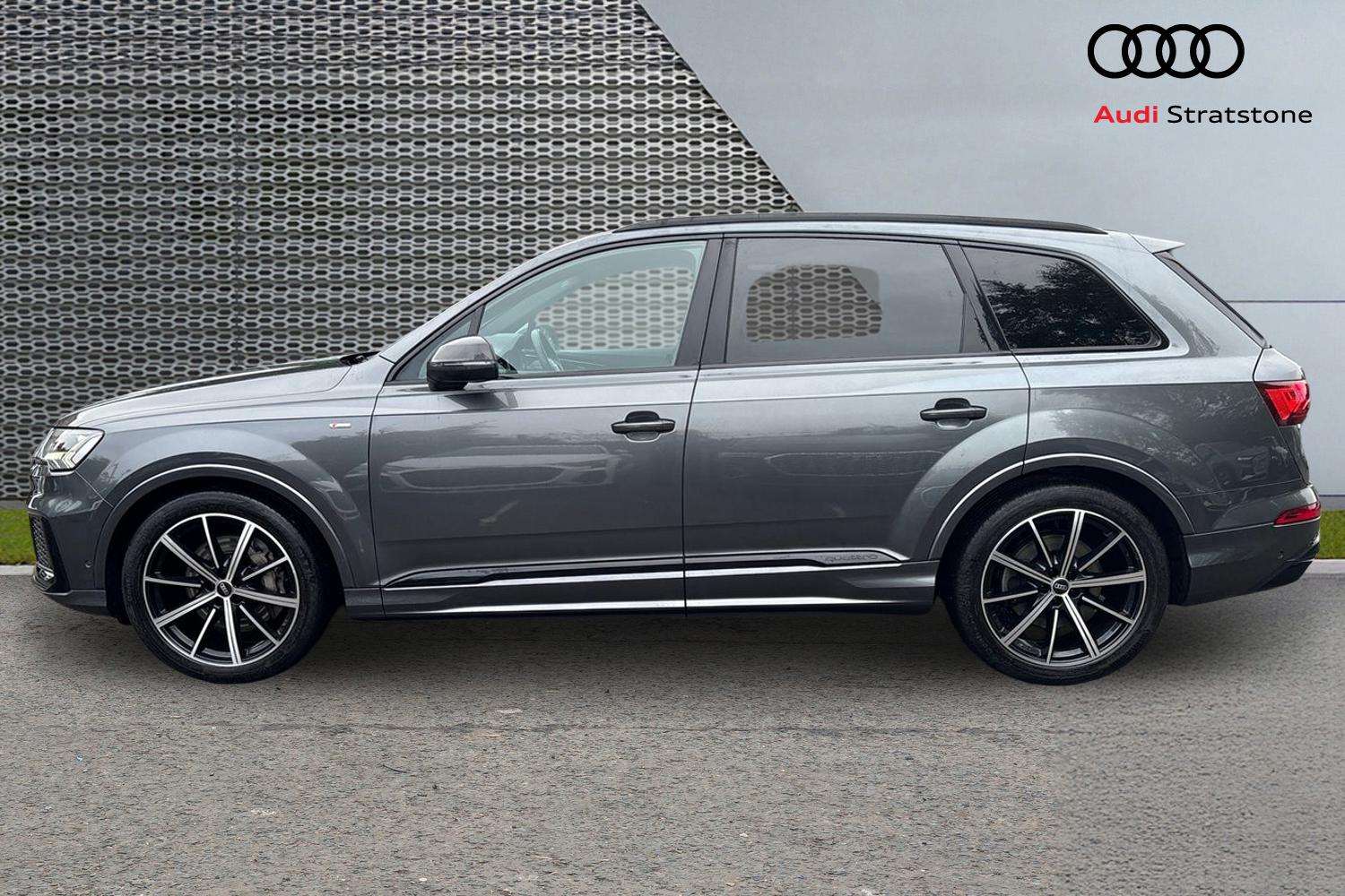 Used Audi Q7 2023 for sale - 76218361: Photo 8
