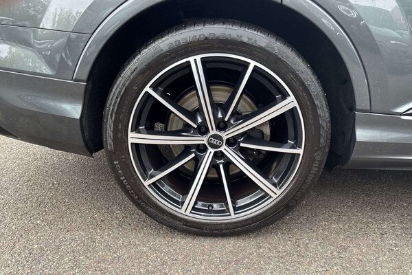 Used Audi Q7 2023 for sale - 76218361: Photo 9