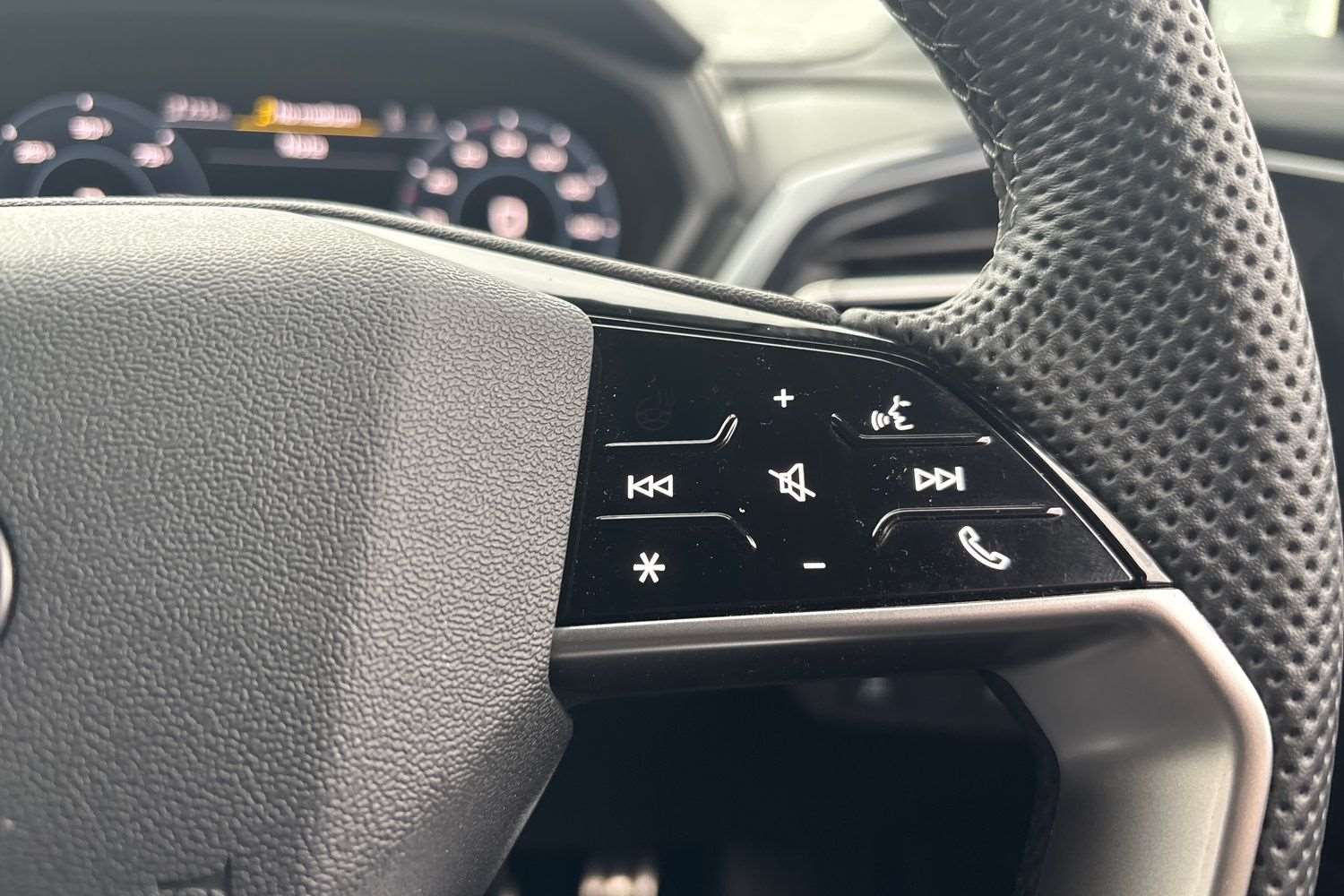 Used Audi Q4 e-tron 2025 for sale - 78076903: Photo 18