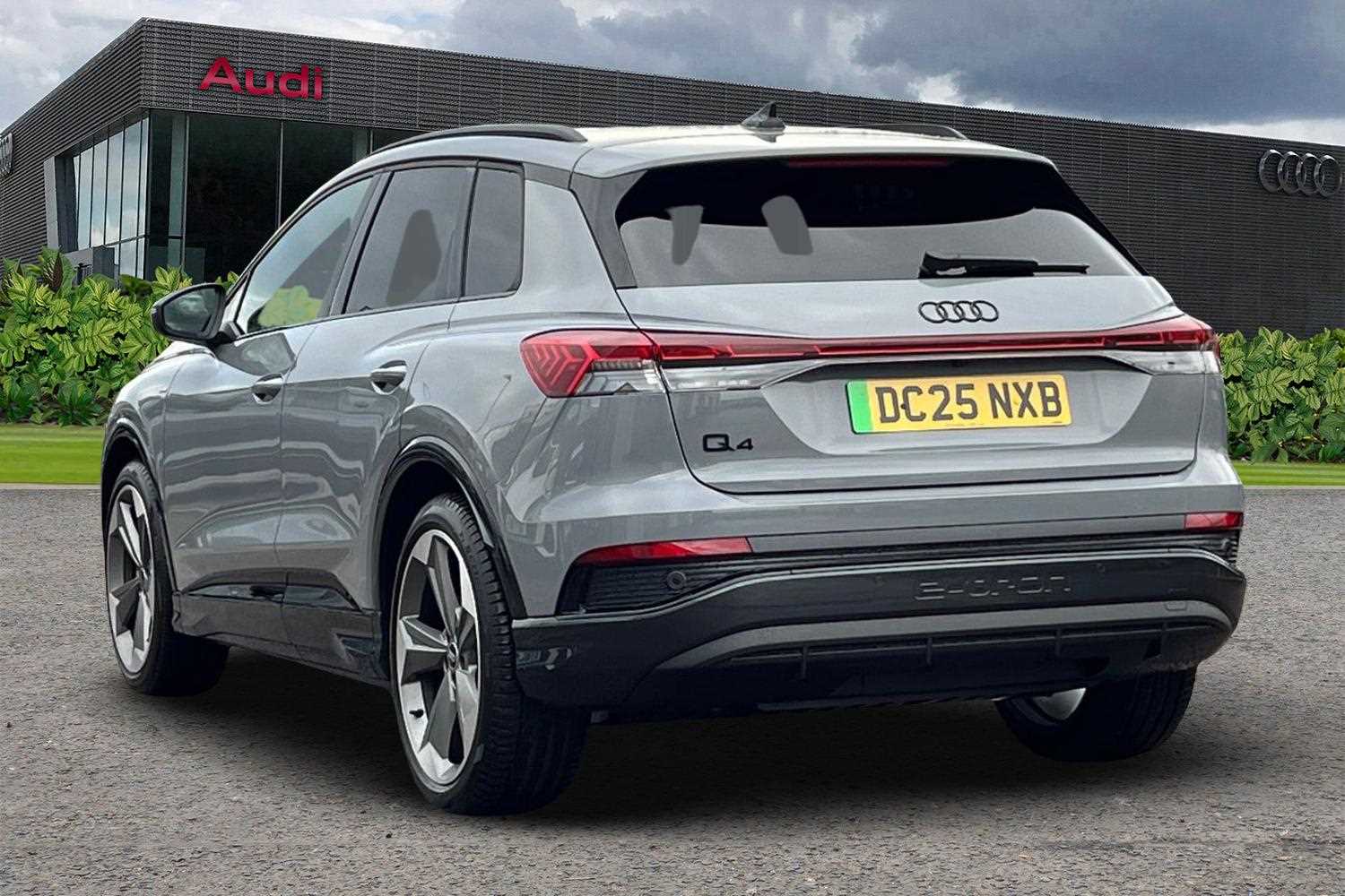 Used Audi Q4 e-tron 2025 for sale - 76575956: Photo 3