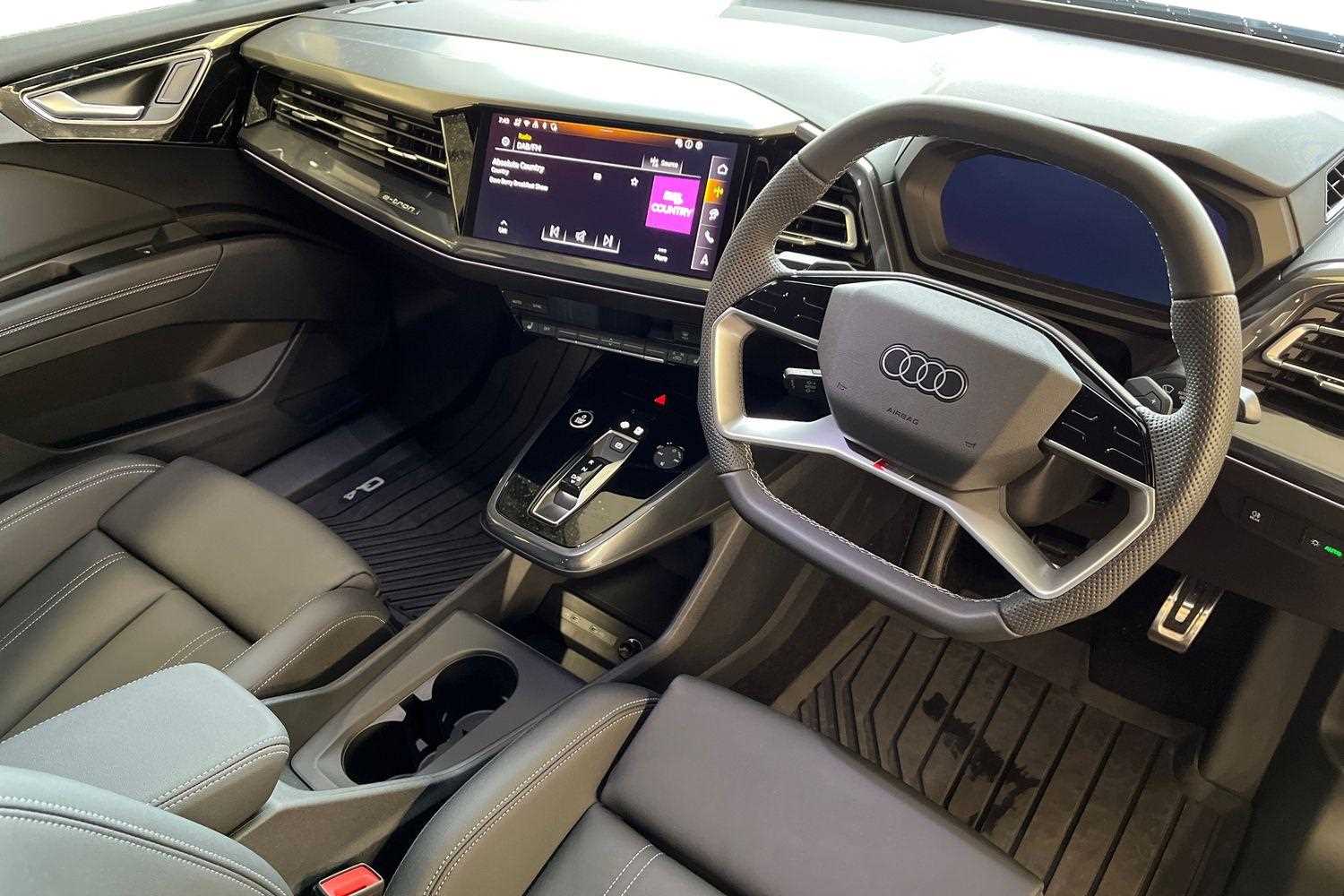 Used Audi Q4 e-tron 2025 for sale - 76575956: Photo 6