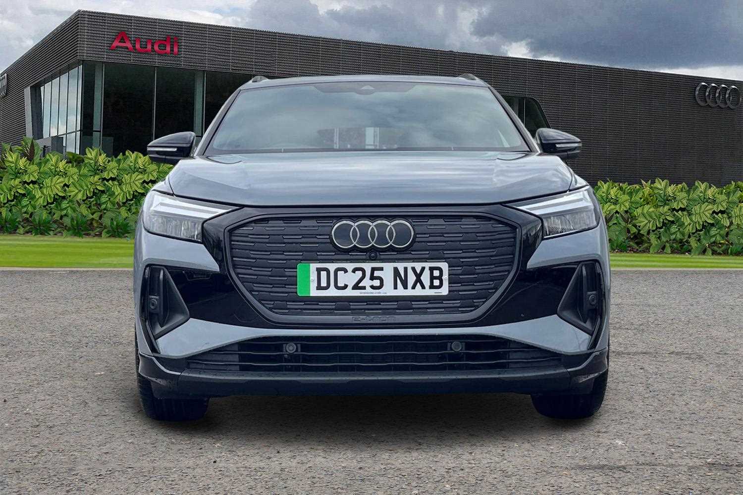 Used Audi Q4 e-tron 2025 for sale - 76575956: Photo 8
