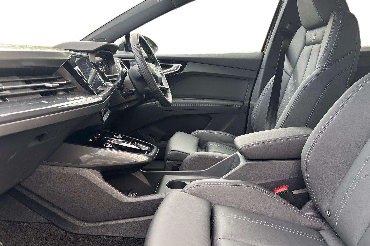 Used Audi Q4 e-tron 2025 for sale - 76373697: Photo 21