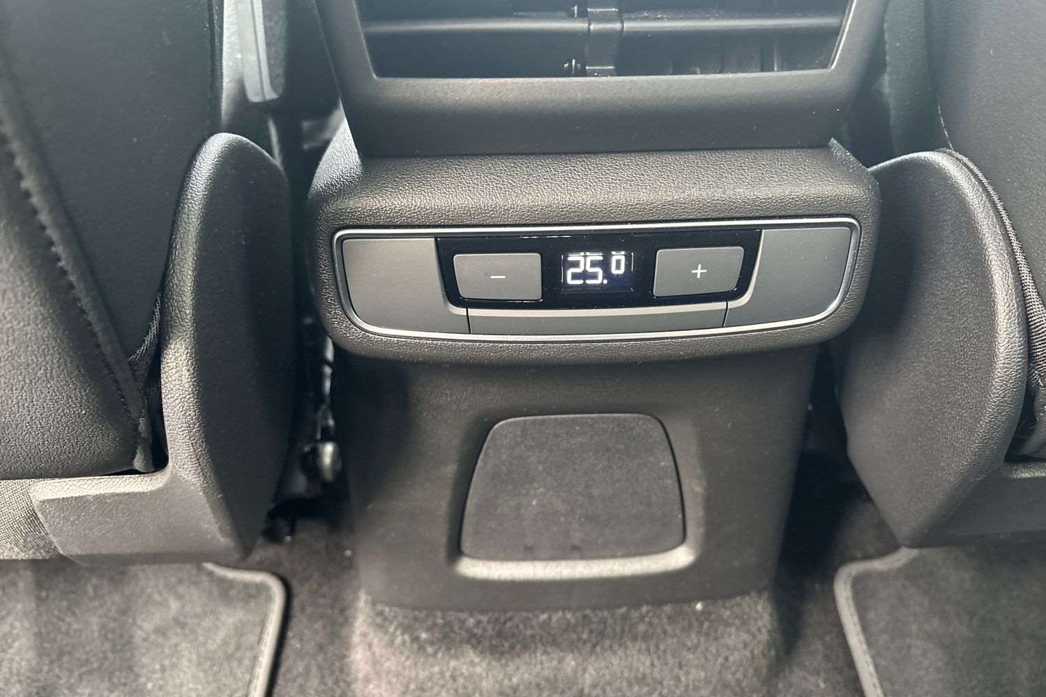 Used Audi Q4 e-tron 2025 for sale - 76373697: Photo 23