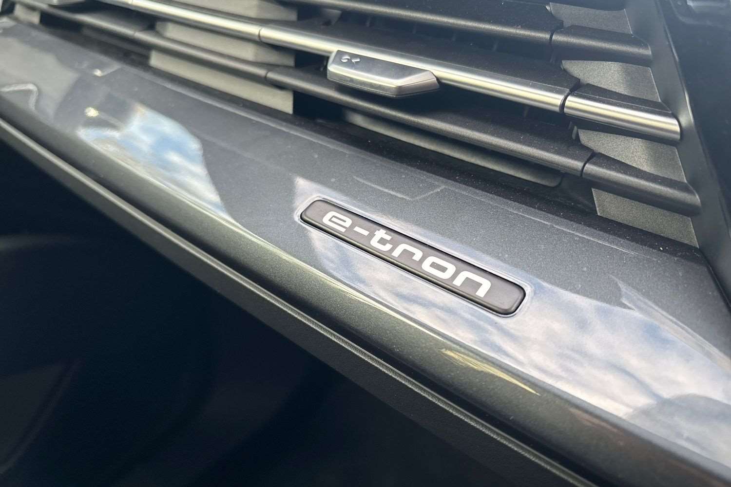 Used Audi Q4 e-tron 2025 for sale - 76373697: Photo 27