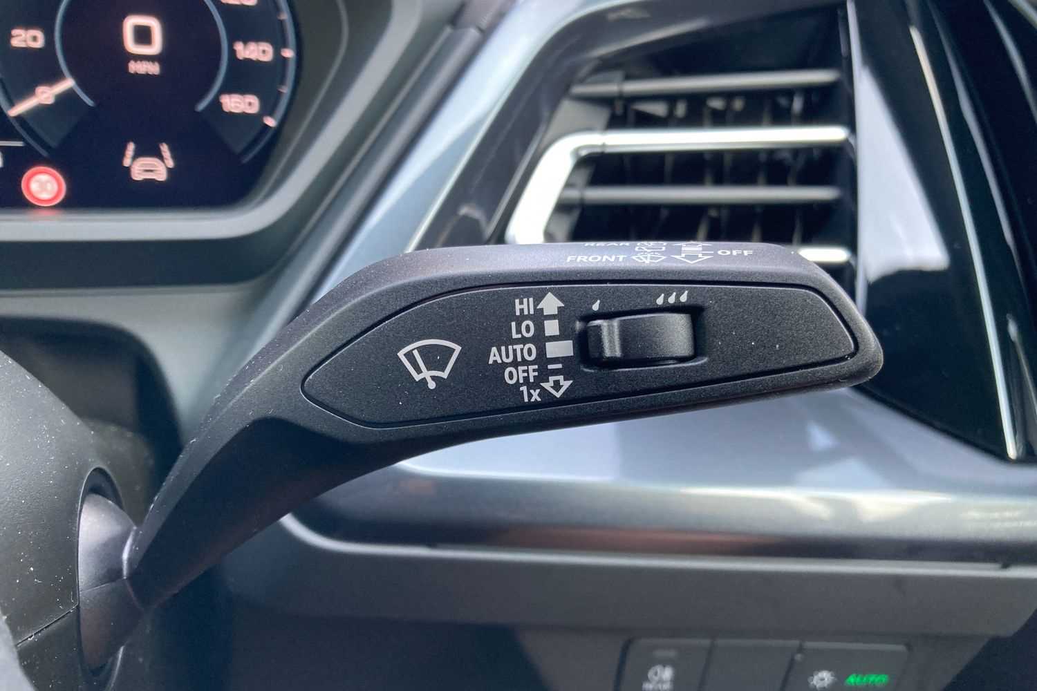 Used Audi Q4 e-tron 2025 for sale - 76063241: Photo 20