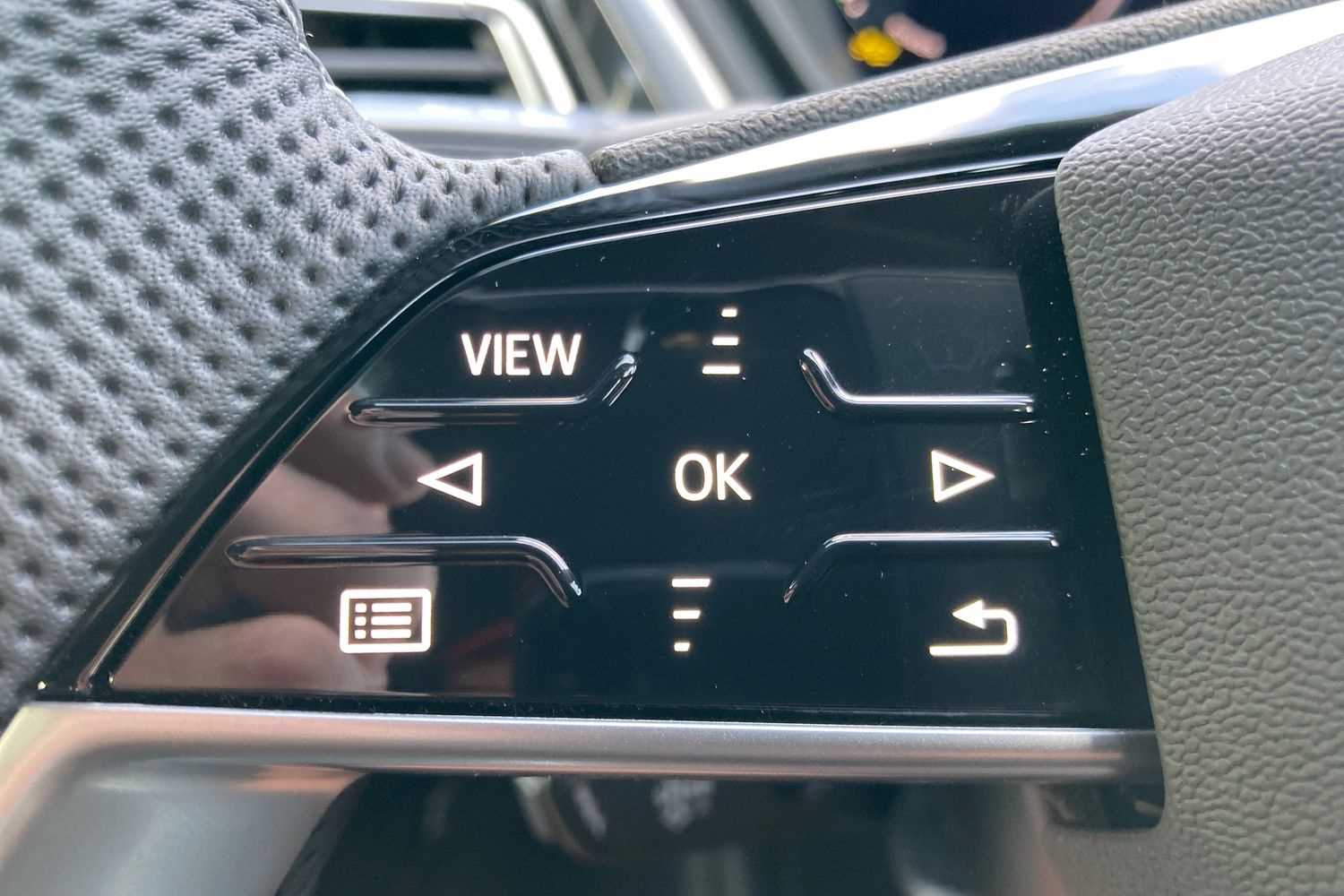 Used Audi Q4 e-tron 2025 for sale - 76063241: Photo 29