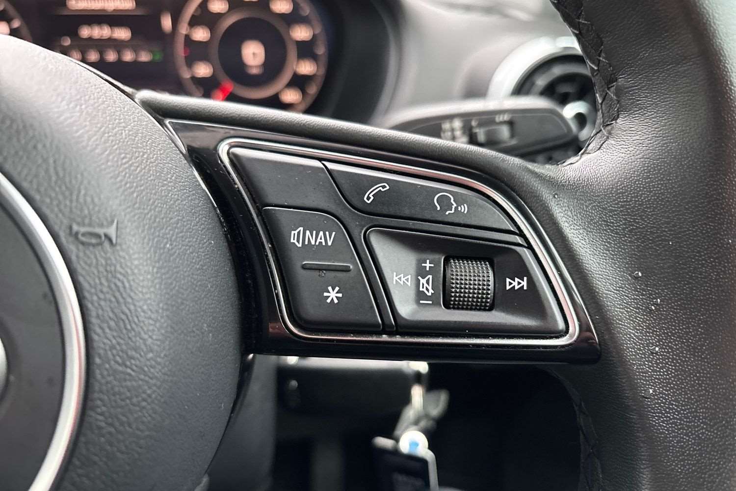 Used Audi Q2 2023 for sale - 77233025: Photo 21