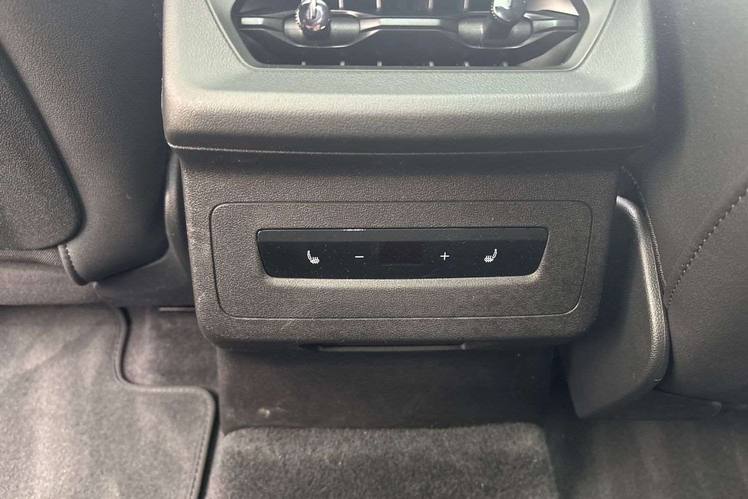 Used Audi Q6 e-tron 2025 for sale - 76540847: Photo 23