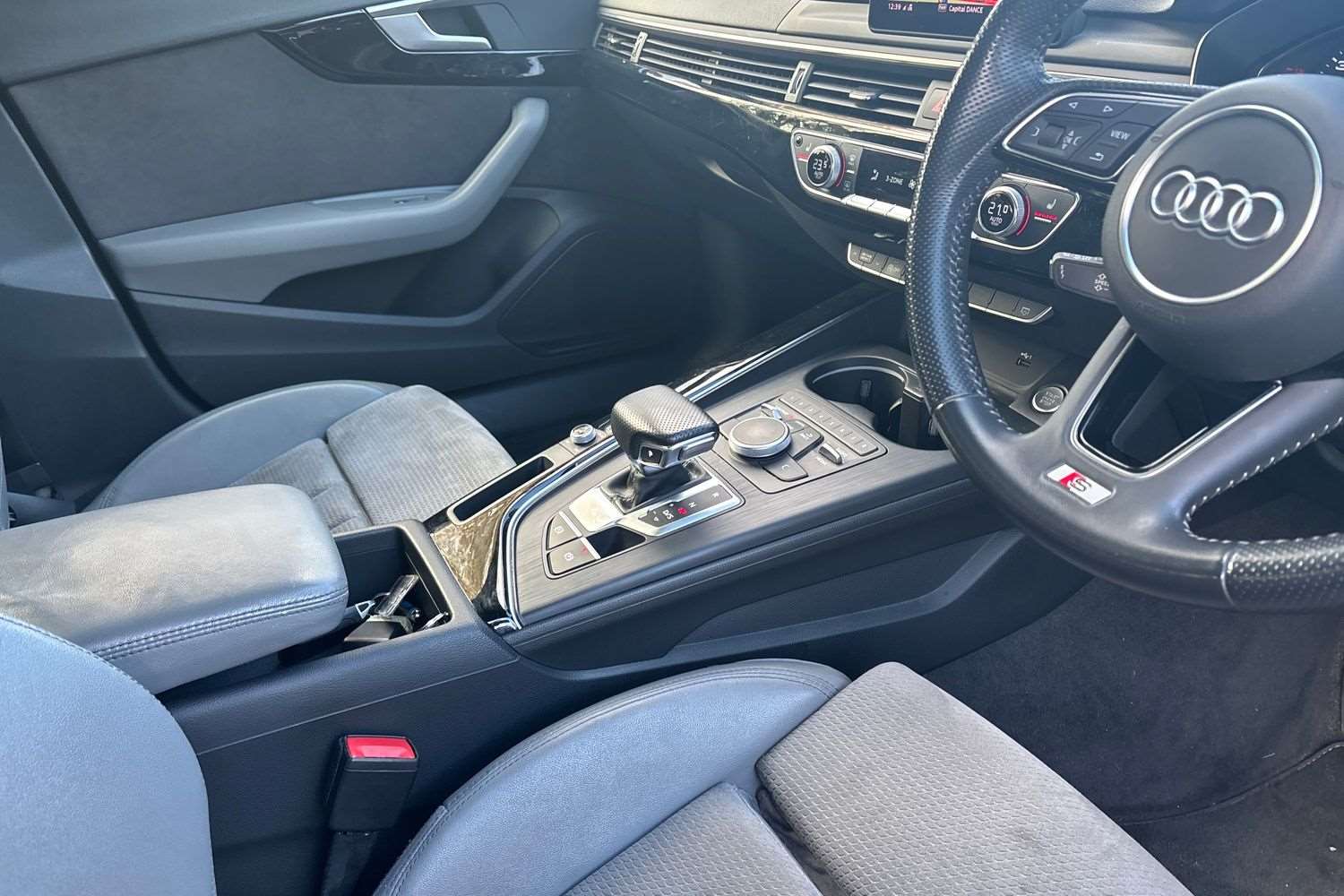 Used Audi A5 2018 for sale - 76339600: Photo 16