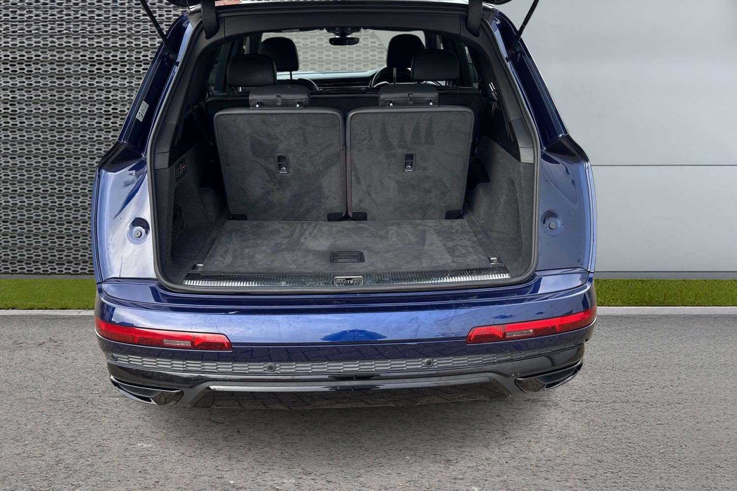 Used Audi Q7 2020 for sale - 77232921: Photo 13