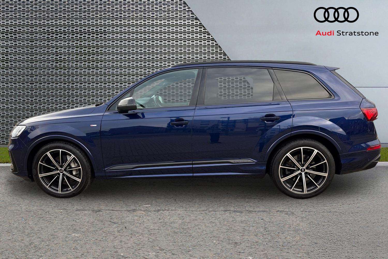 Used Audi Q7 2020 for sale - 77232921: Photo 8