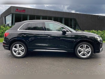 Used Audi Q3 2025 for sale - 74716377: Photo