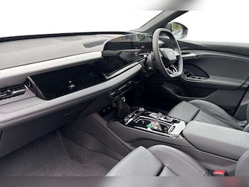 Used Audi Q6 e-tron 2025 for sale - 78666392: Photo