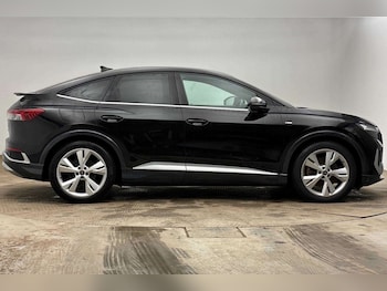 Used Audi Q4 e-tron 2023 for sale - 78978647: Photo