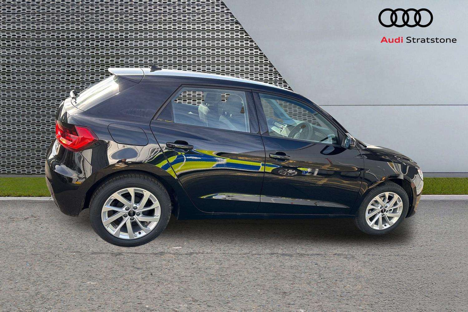 Used Audi A1 2026 for sale - 77914112: Photo 4