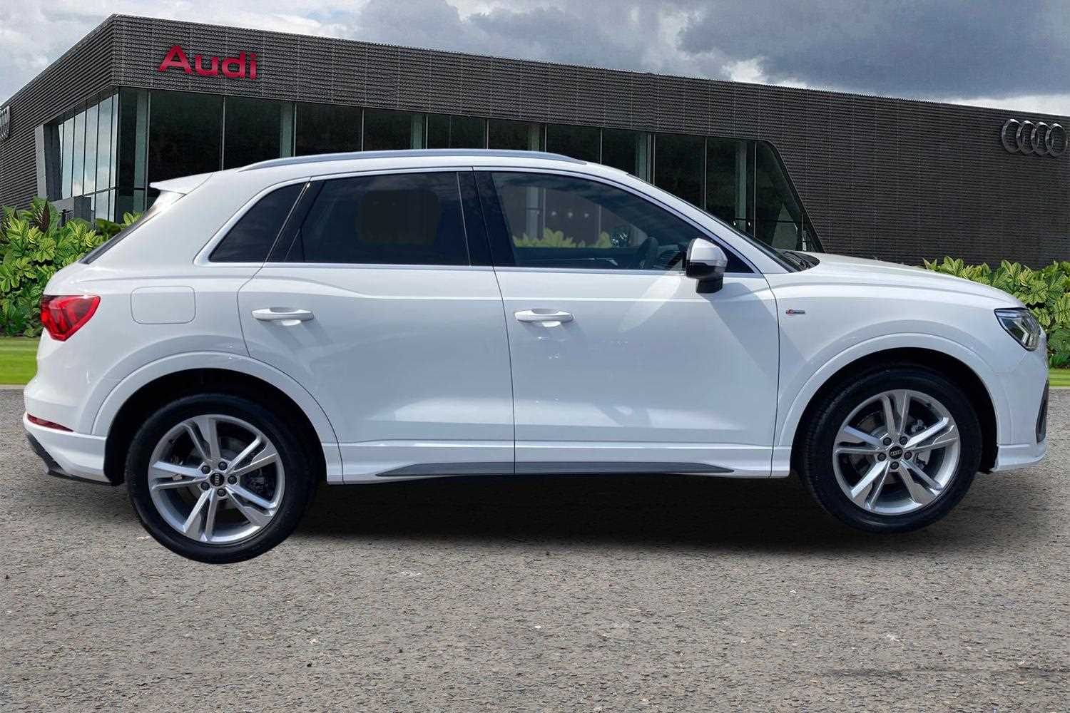 Used Audi Q3 2025 for sale - 77414768: Photo 4