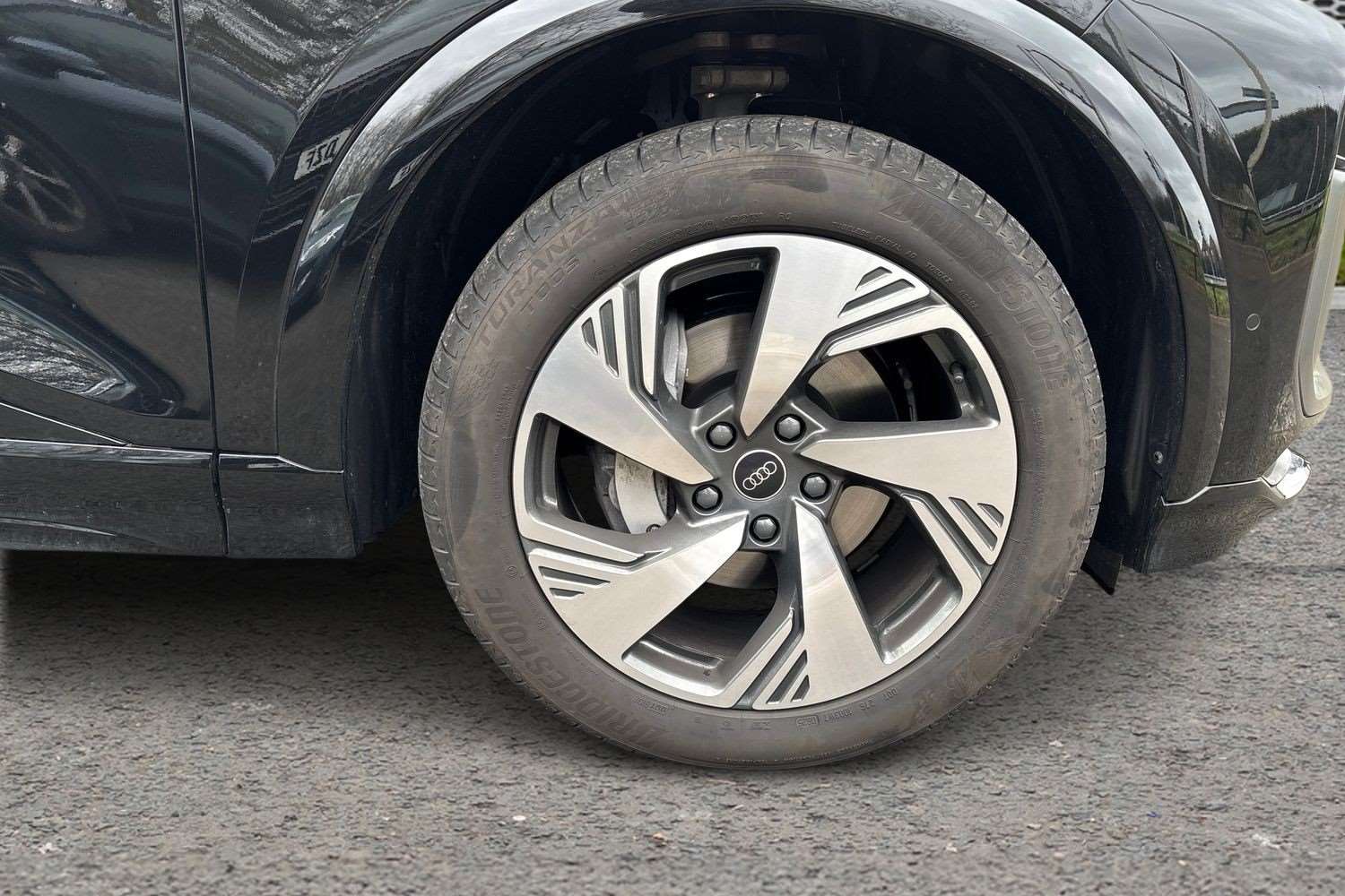 Used Audi Q6 e-tron 2025 for sale - 77674840: Photo 5