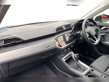 Used Audi Q3 2024 for sale - 77741089: Photo