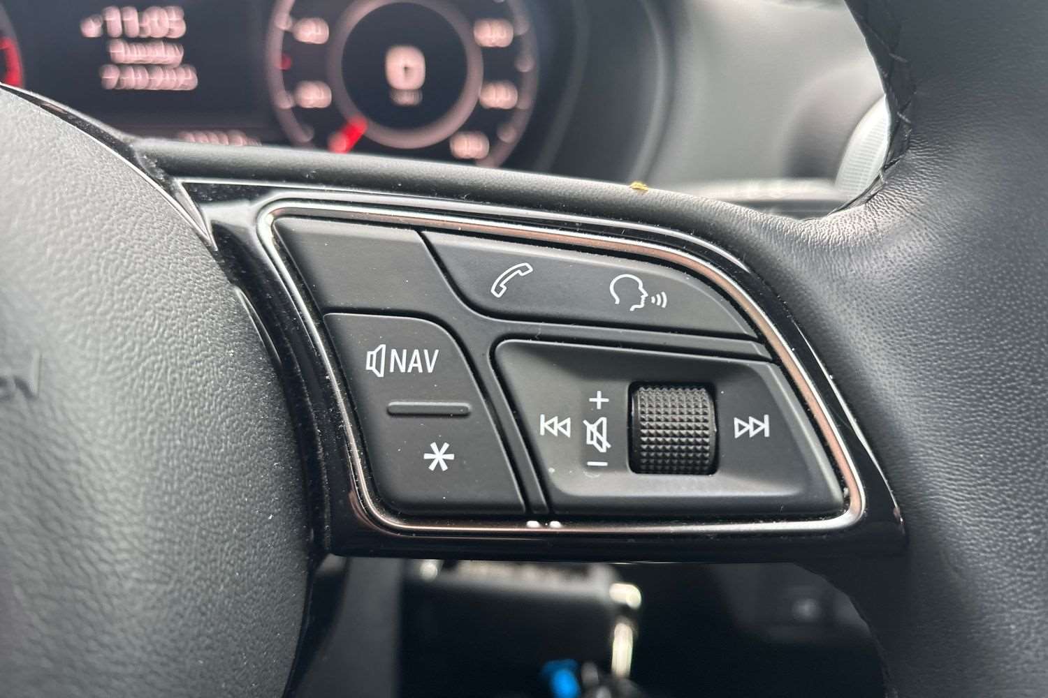 Used Audi Q2 2022 for sale - 76100602: Photo 17