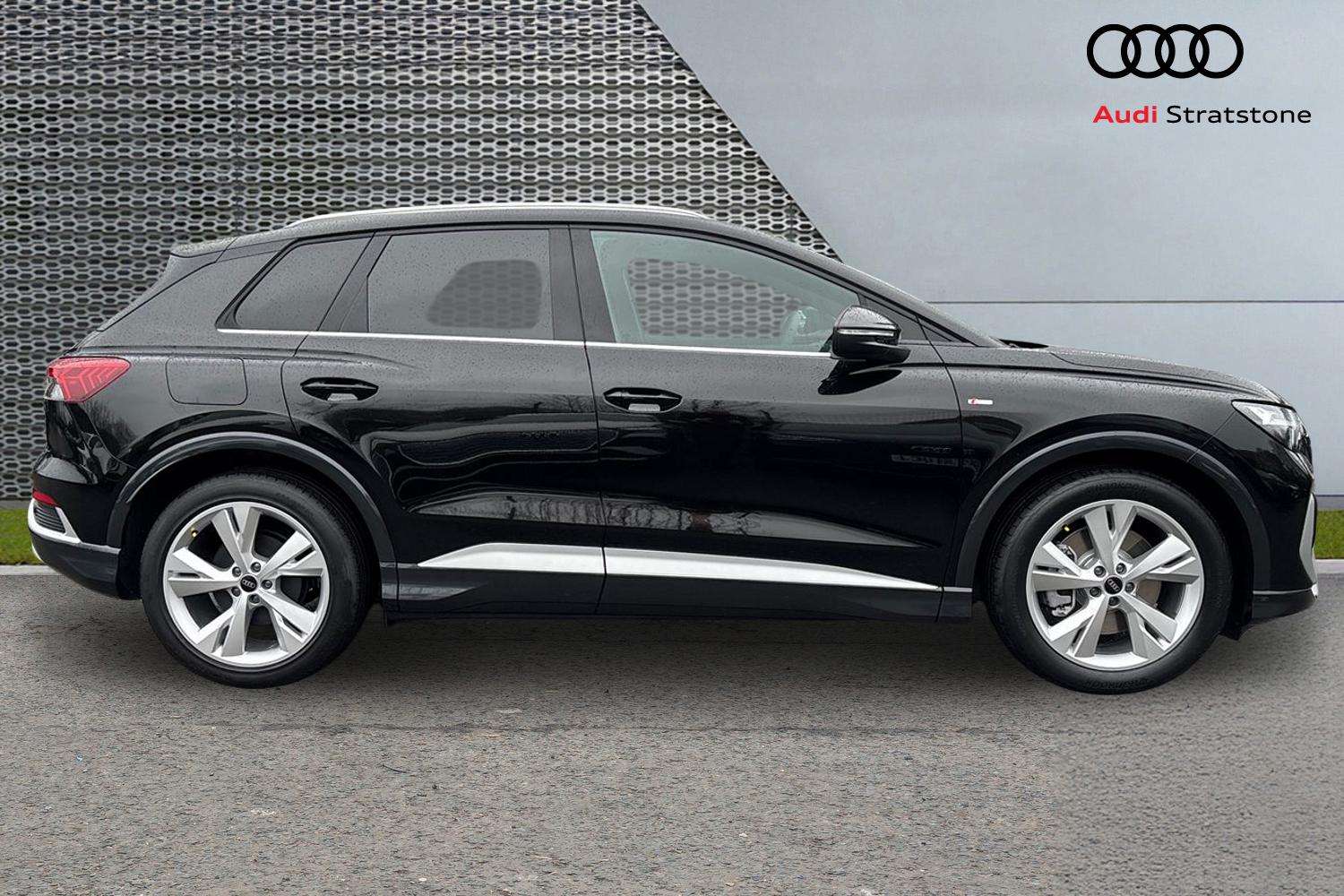 Used Audi Q4 e-tron 2025 for sale - 77674655: Photo 4