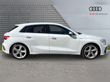 Used Audi A3 2022 for sale - 77943434: Photo