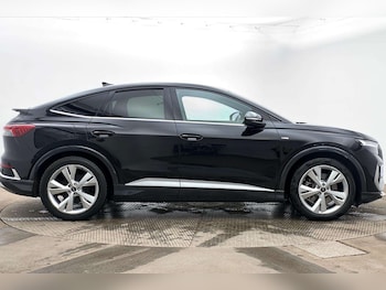 Used Audi Q4 e-tron 2022 for sale - 79624529: Photo
