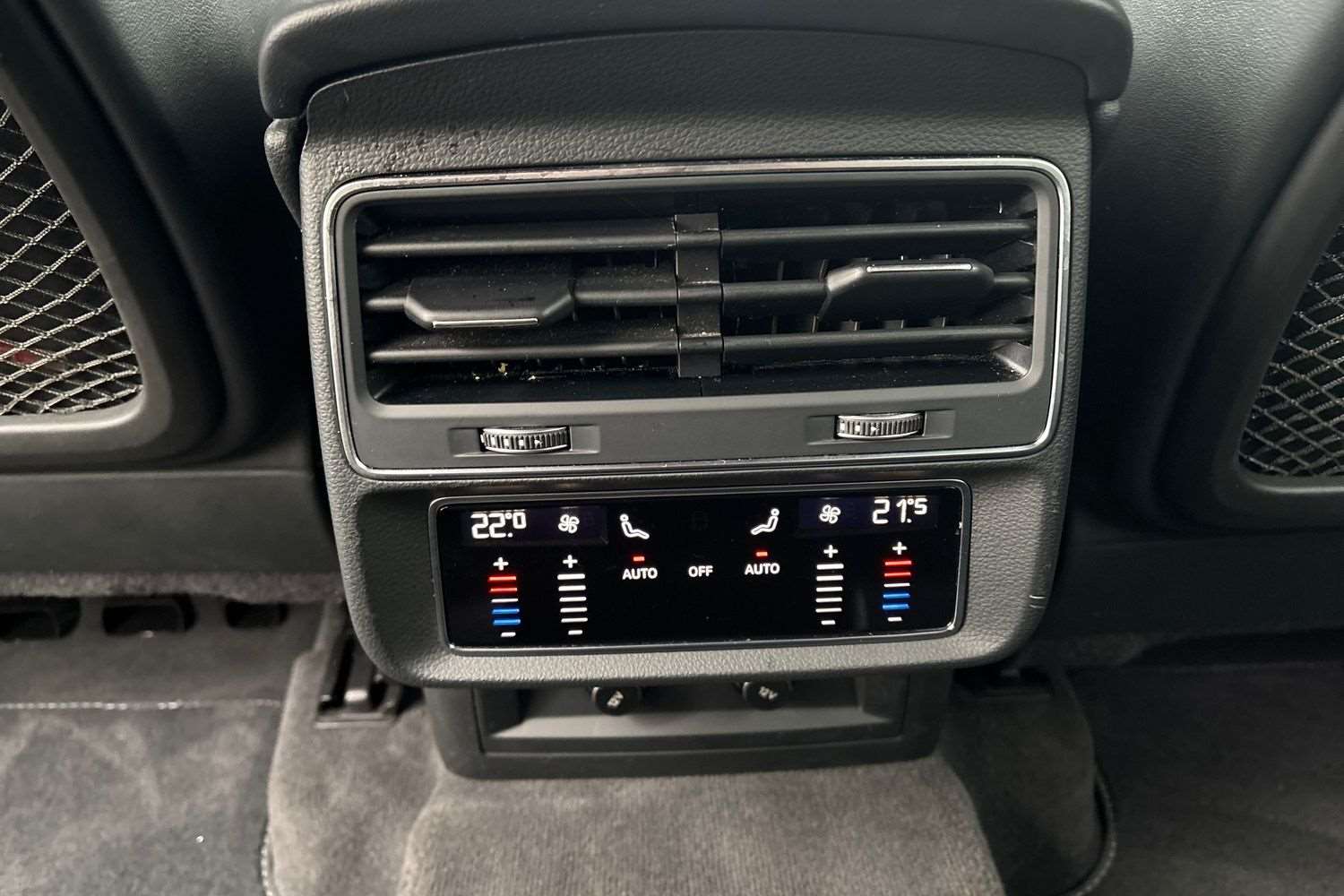 Used Audi Q7 2023 for sale - 77044089: Photo 24