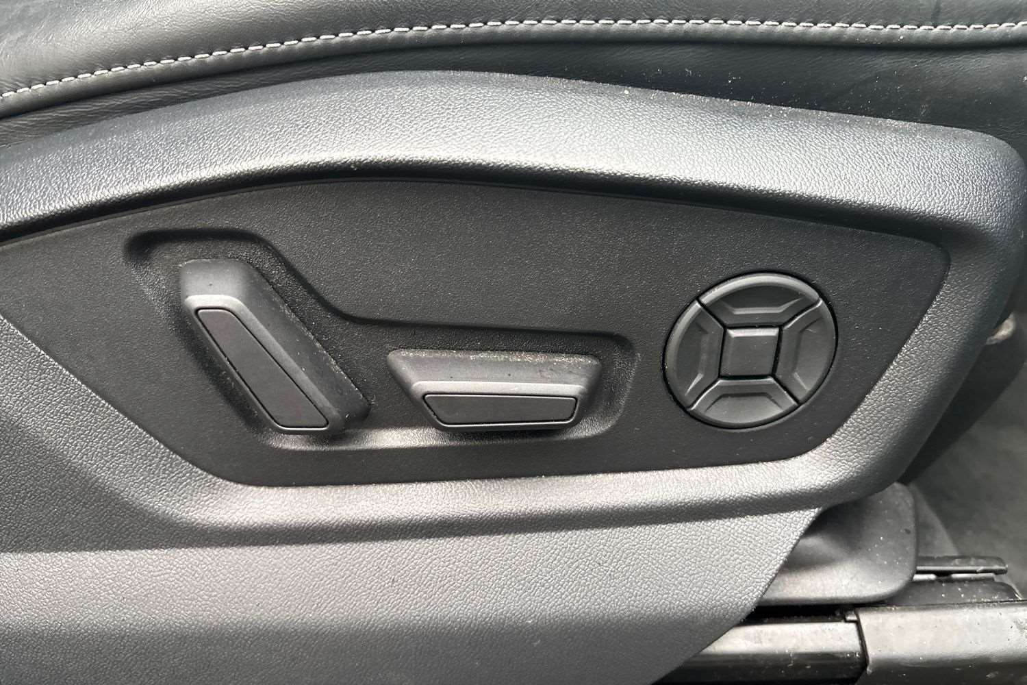 Used Audi Q7 2023 for sale - 77044089: Photo 32