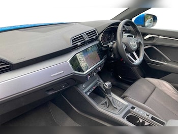 Used Audi Q3 2021 for sale - 75282196: Photo