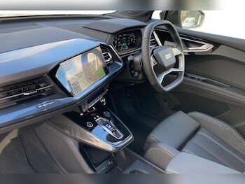 Used Audi Q4 e-tron 2025 for sale - 75993769: Photo