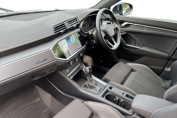 Used Audi Q3 2022 for sale - 76063232: Photo 2